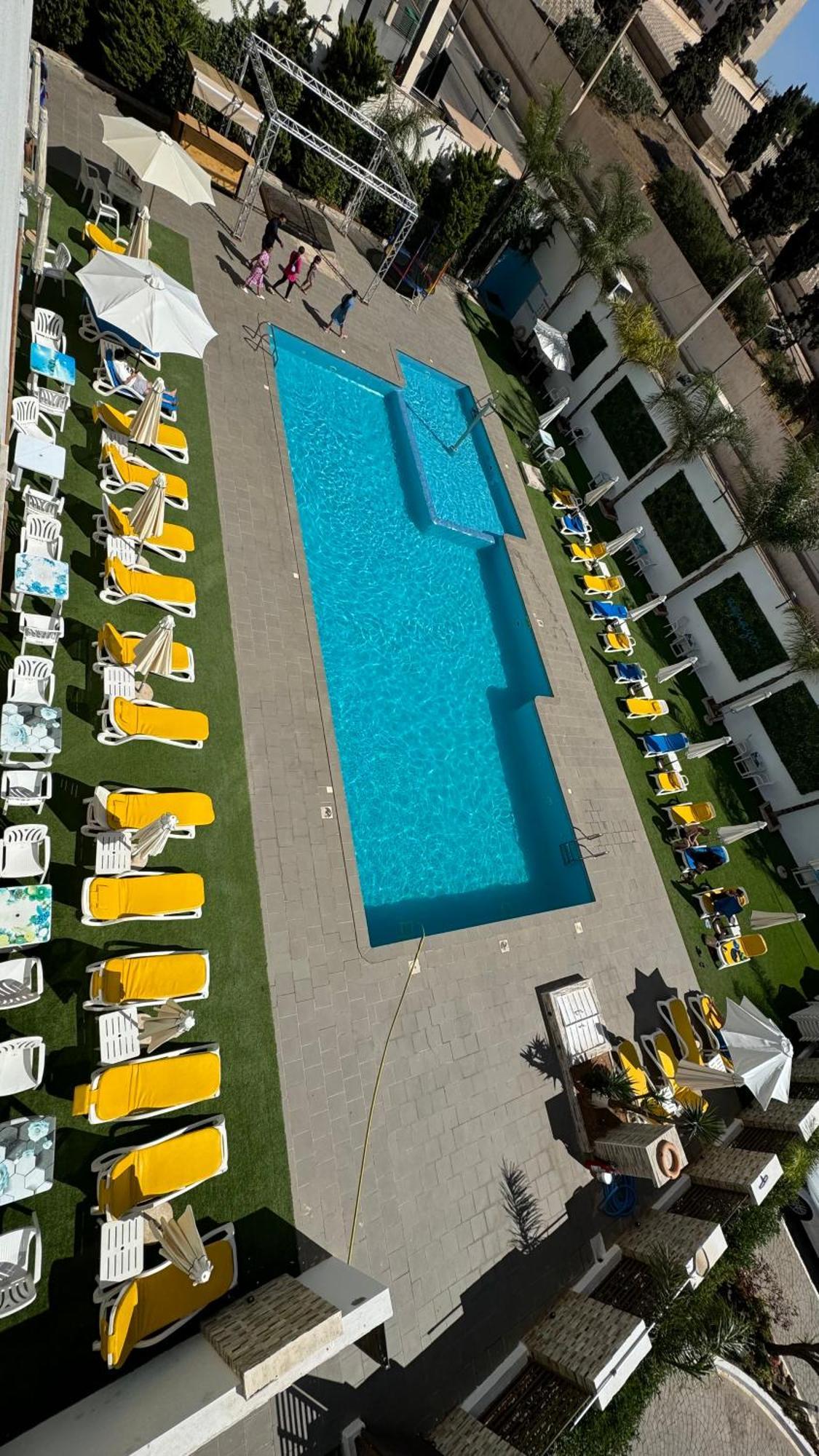 Le Zenith Hotel Oran Exteriör bild