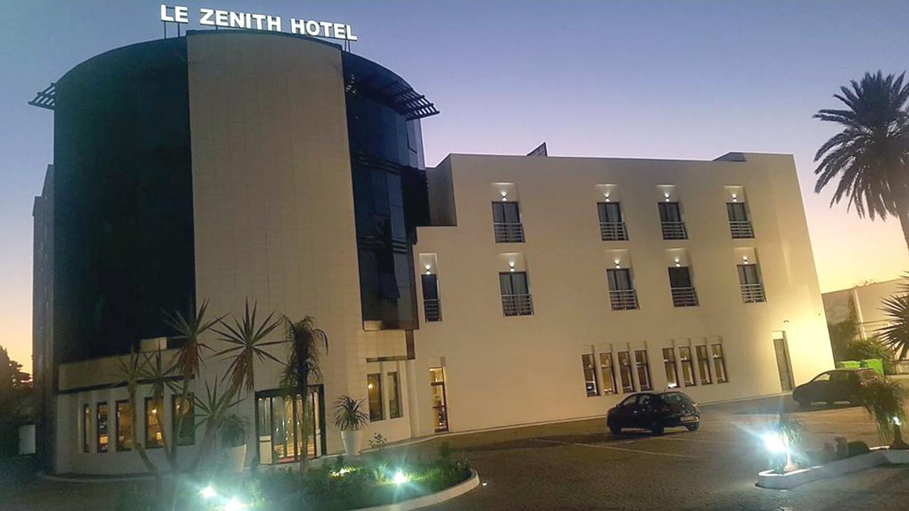 Le Zenith Hotel Oran Exteriör bild